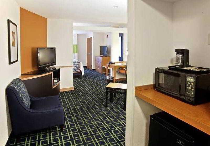 Fairfield Inn & Suites Kingsland Habitación foto